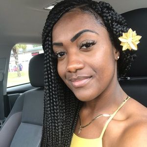 Meet your Posher, Lequita